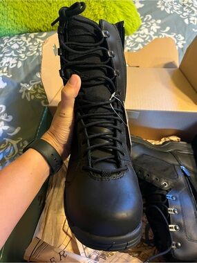 Vibram Women's Black Tactical Lace-Up Combat Boots